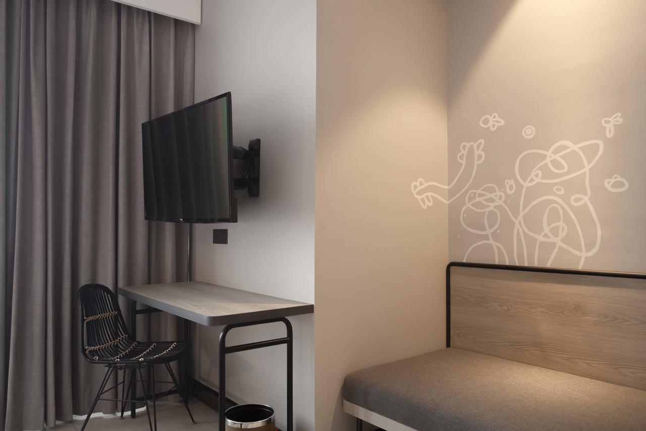 Artotel Yogyakarta Kejayan Extérieur photo